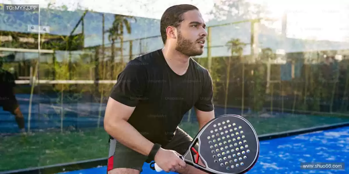 📺高清直播，零时差狂欢！锁定屏幕，不错过每一个绝杀瞬间！